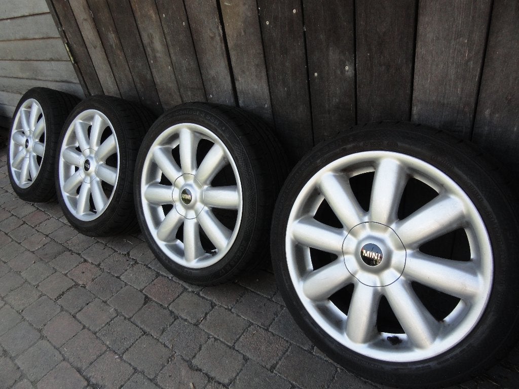 Mini One,Cooper alu velgen origineel met zomerbanden 17 inch, Ophalen, Gebruikt, Banden en Velgen, 17 inch