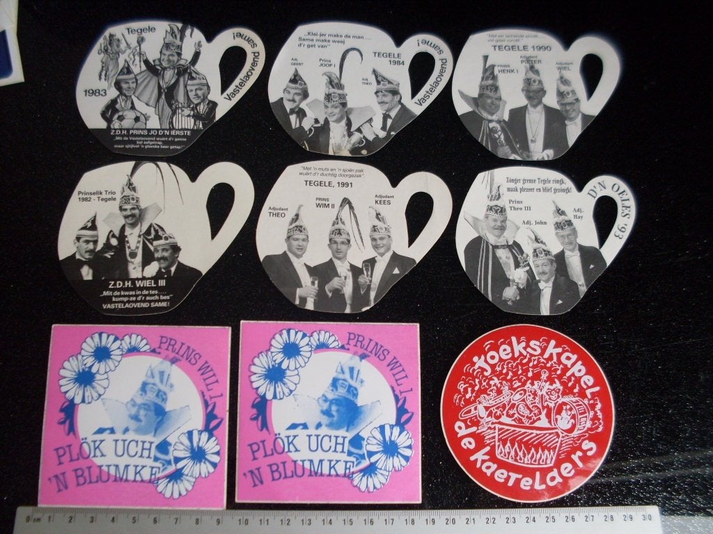 9x sticker d'n oeles tegelen carnaval kaetelaers venlo, Verzenden, Zo goed als nieuw, Bedrijf of Vereniging