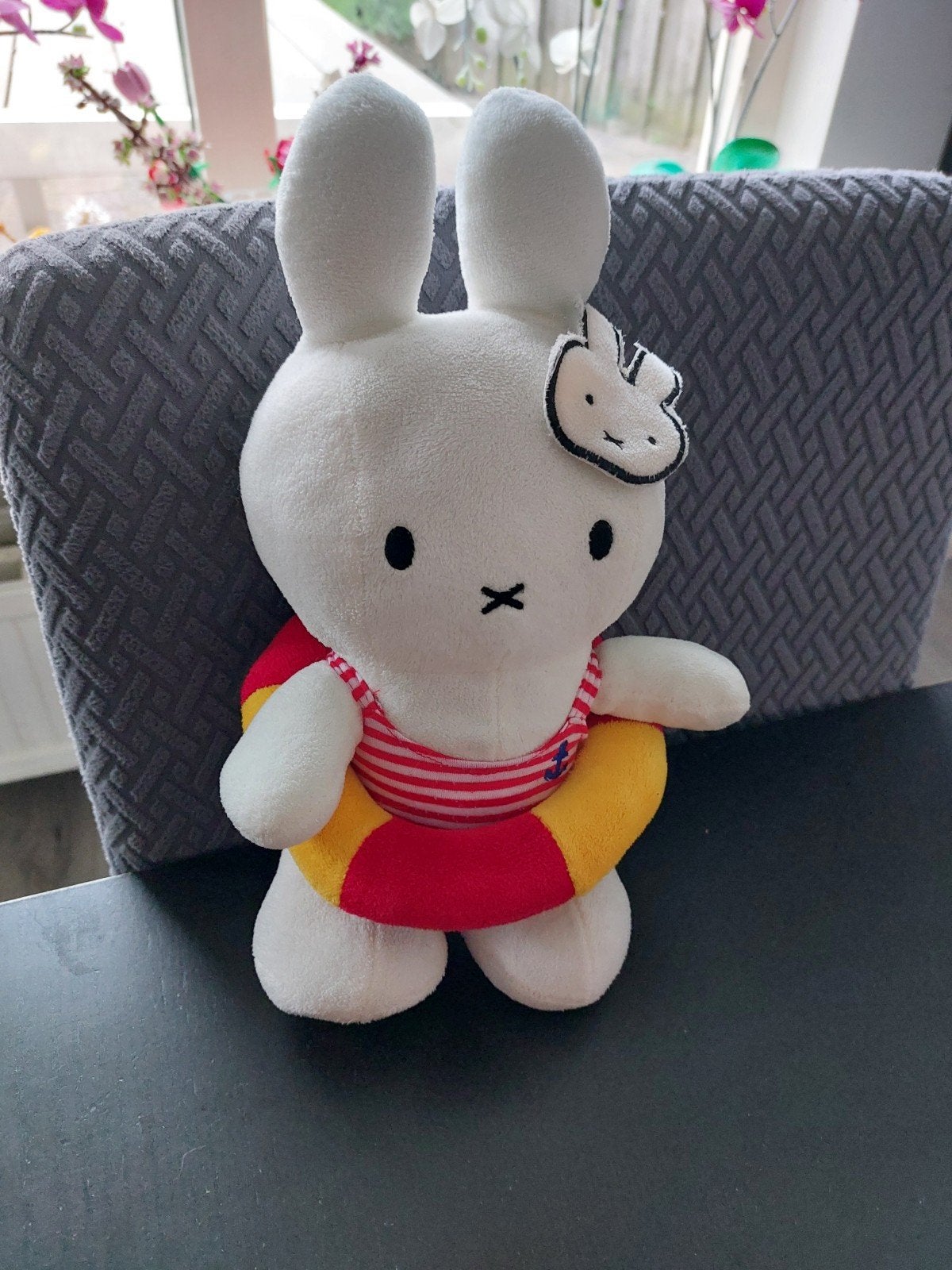 Nijntje knuffel met zwemkleding en zwemband., Ophalen of Verzenden, Zo goed als nieuw, Konijn