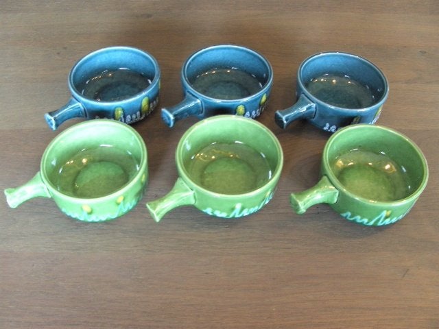 Retro / vintage aardewerk soepkommen / serveerschaaltjes, Huis en Inrichting, Keuken | Servies, Ophalen of Verzenden, Zo goed als nieuw