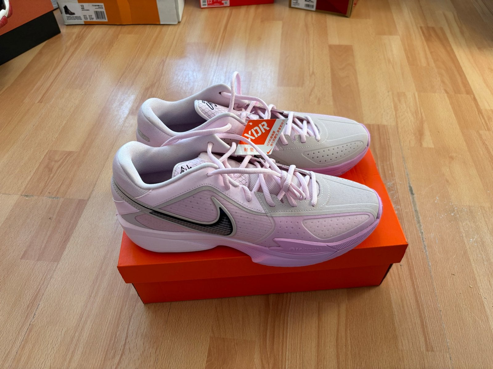 Nike GT Cut Cross Think Pink - Maat 47,5 - Nieuw!, Ophalen, Nieuw, Overige kleuren, Sportschoenen