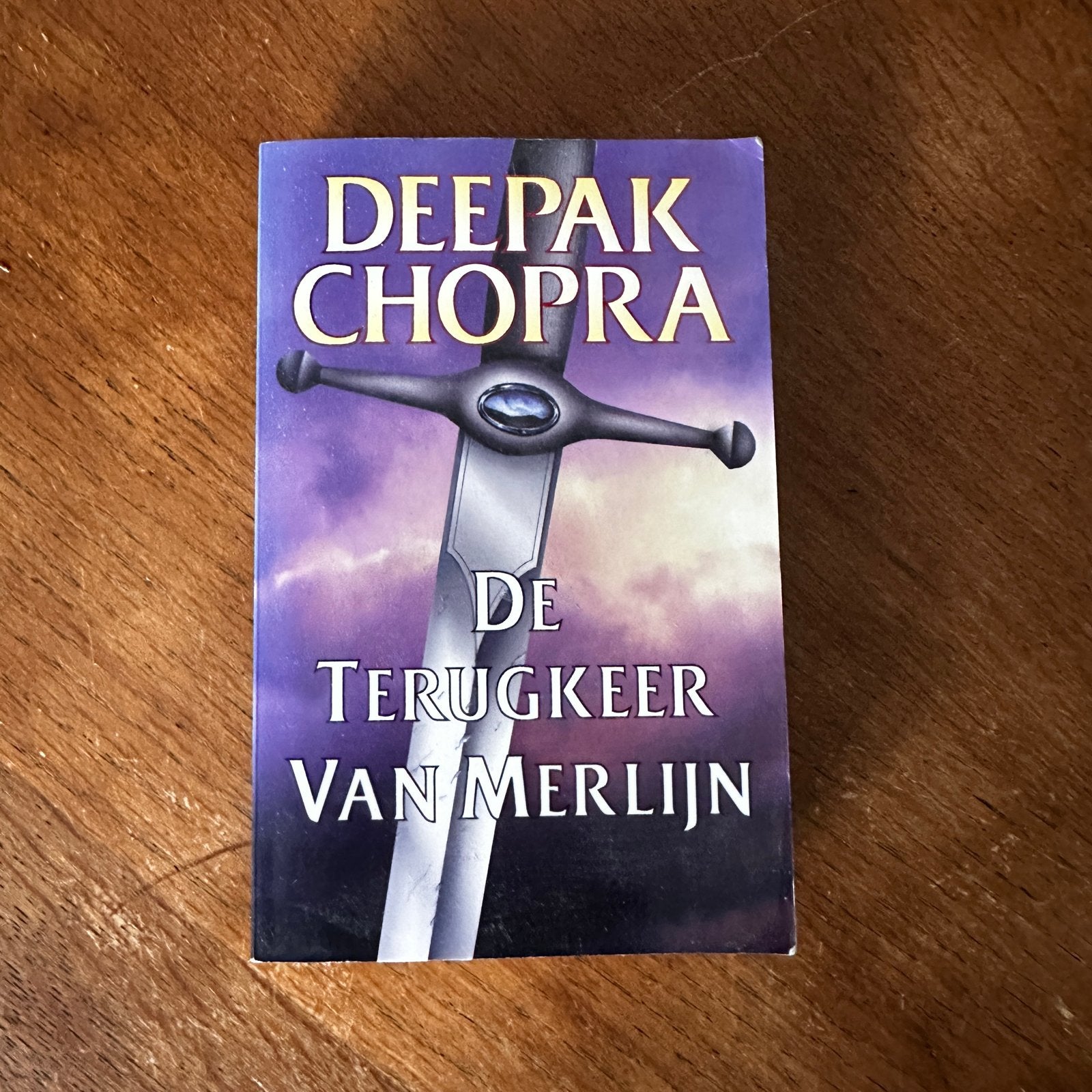 Deepak Chopra - De Terugkeer van Merlijn, Ophalen of Verzenden, Gelezen