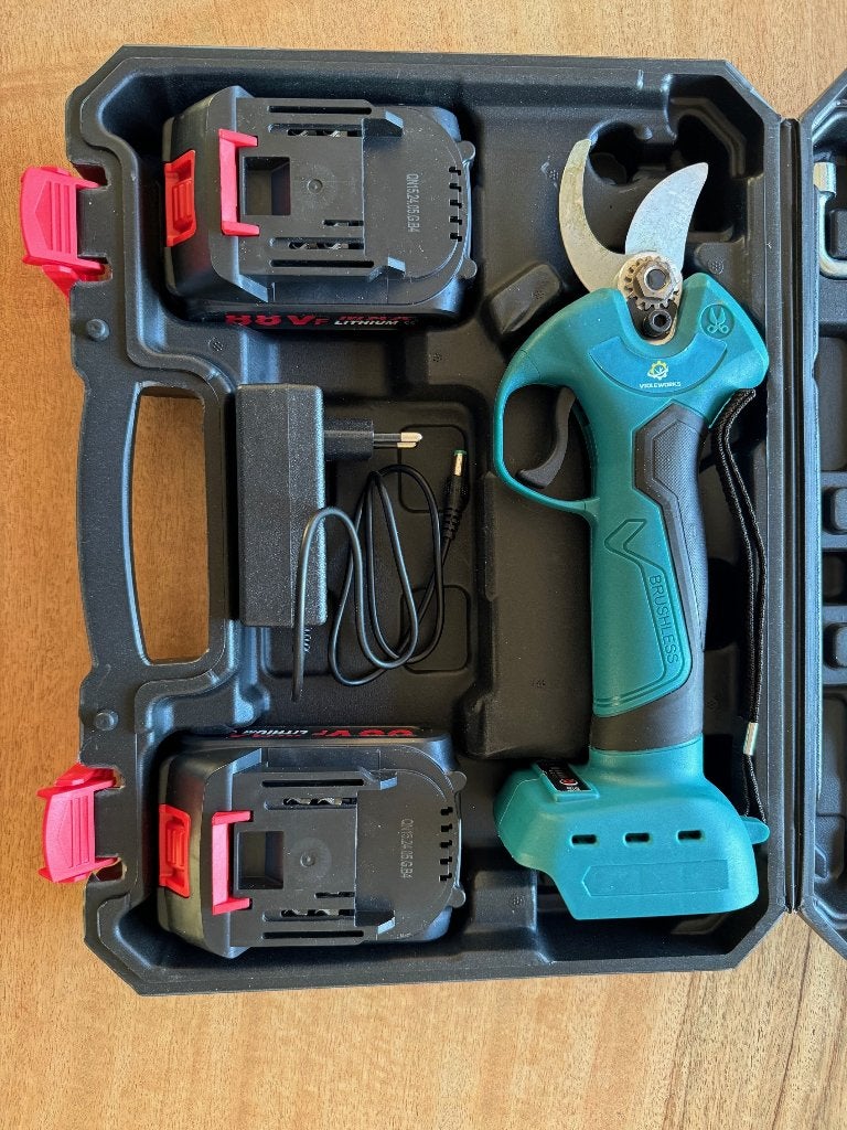 Elektrische Takkenschaar Heggenschaar Makita 18V Accu, Ophalen of Verzenden, Nieuw, Accu, Onbekend