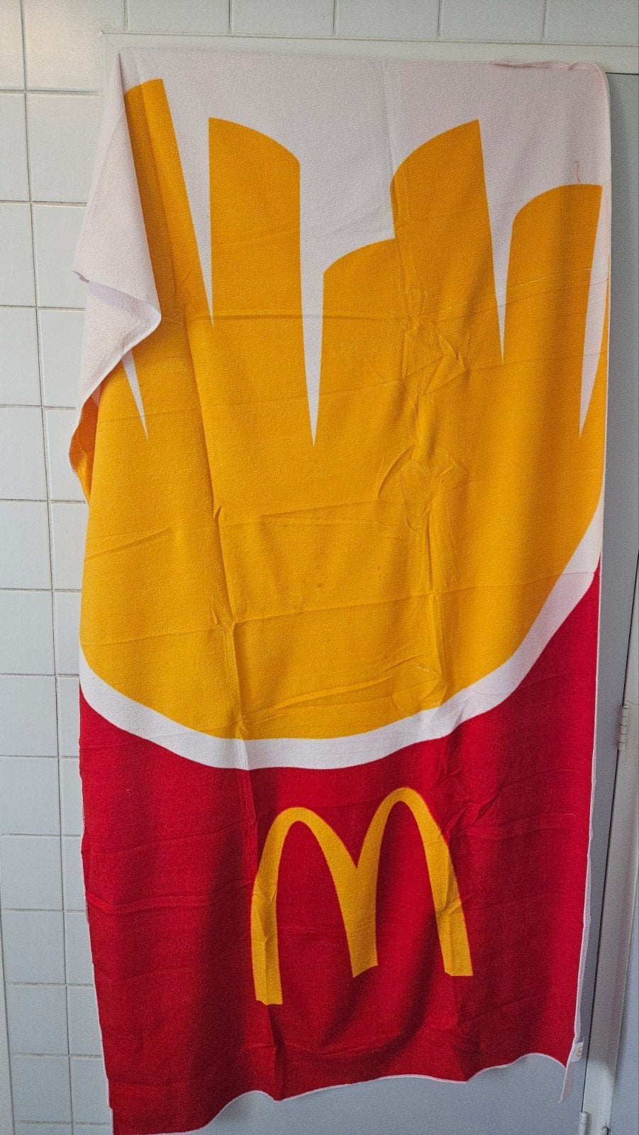 McDonald's strandlaken frietjes - Zeldzaam!, Ophalen, Meerkleurig, Overige stijlen, Nieuw