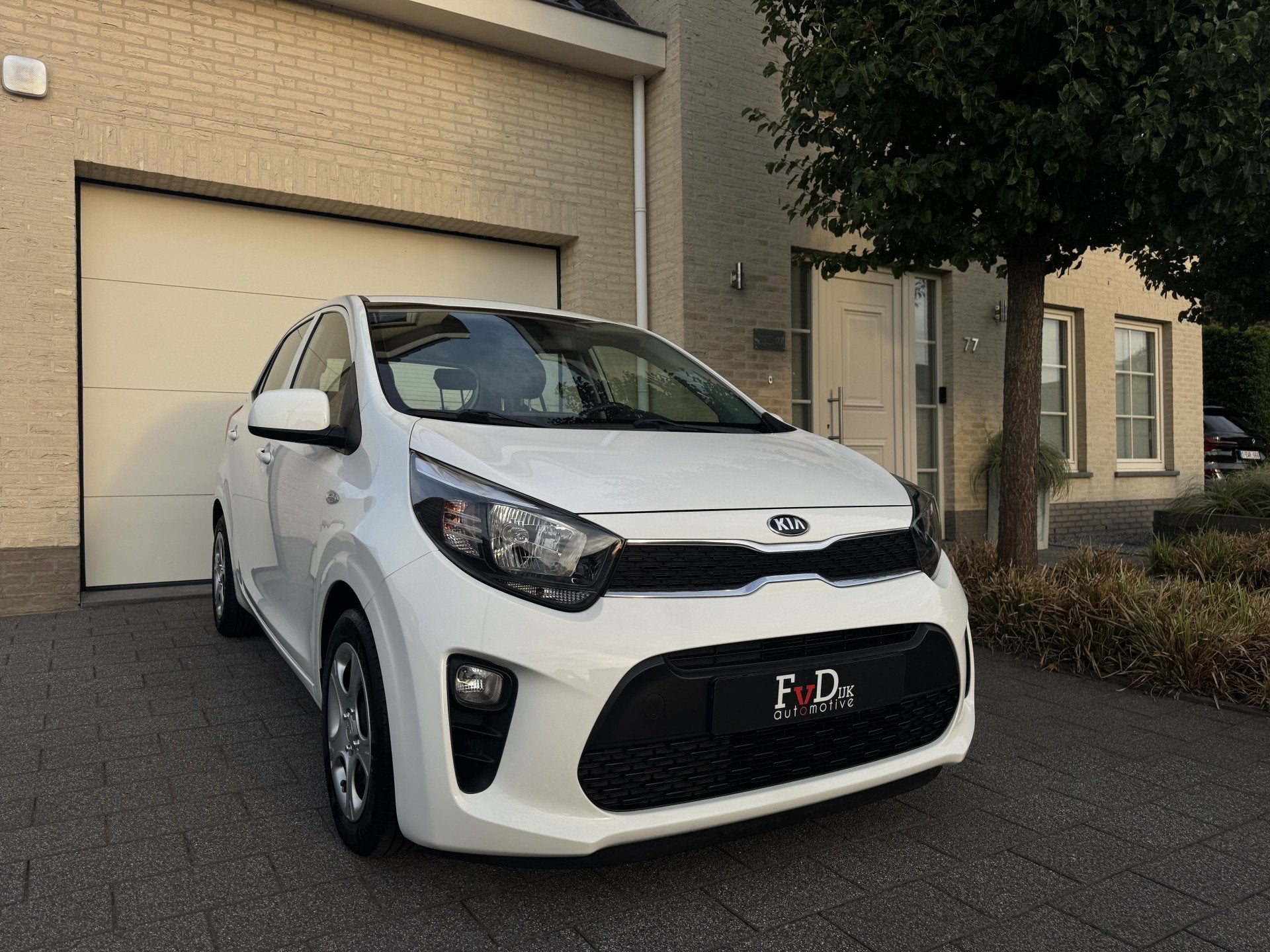 Kia Picanto 1.0 CVVT ComfortLine Navi Carplay Camera Airco B, Voorwielaandrijving, Gebruikt, 4 stoelen, Wit