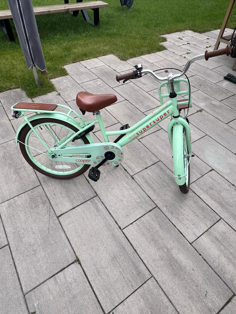 SuperSuper Cooper Bamboo Meisjesfiets 20 inch Pistache Groen, Fietsen en Brommers, Fietsen | Meisjes, Ophalen, Terugtraprem, 20 inch