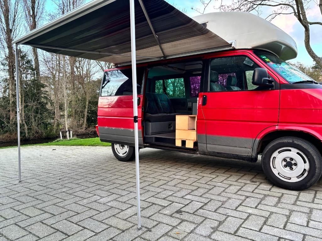 Volkswagen T4 benzine Transporter Westfalia camper uit 1995, Buscamper of Camperbus, Reservewiel, Volkswagen, Watertank (Schoon)