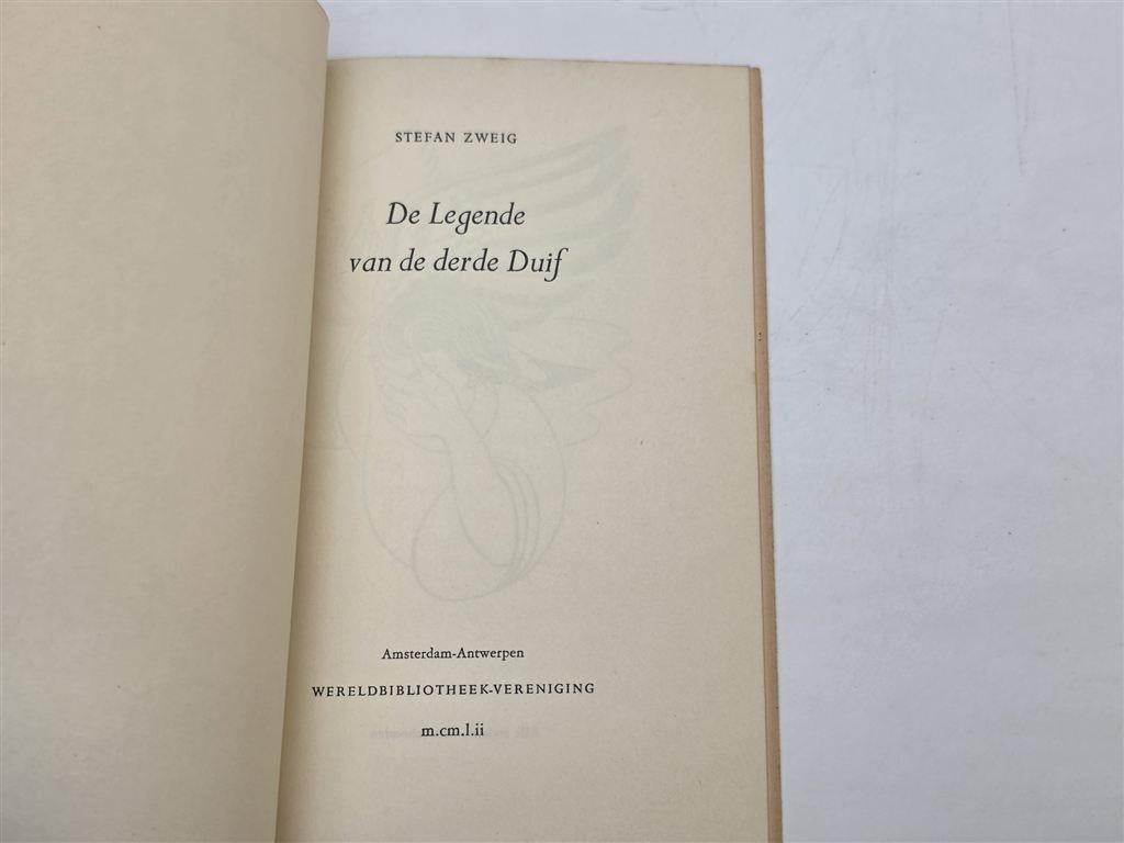 De Legende van de Derde Duif — Stefan Zweig 1952, Ophalen of Verzenden, Gelezen
