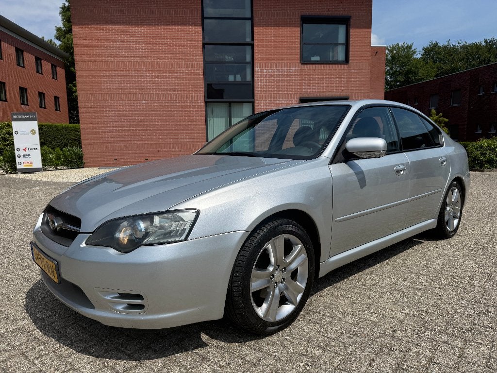 Subaru Legacy 2.0 Automaat AWD 2005 | Dealer onderhouden, Auto's, Subaru, 4 cilinders, Origineel Nederlands, Particulier, Sedan