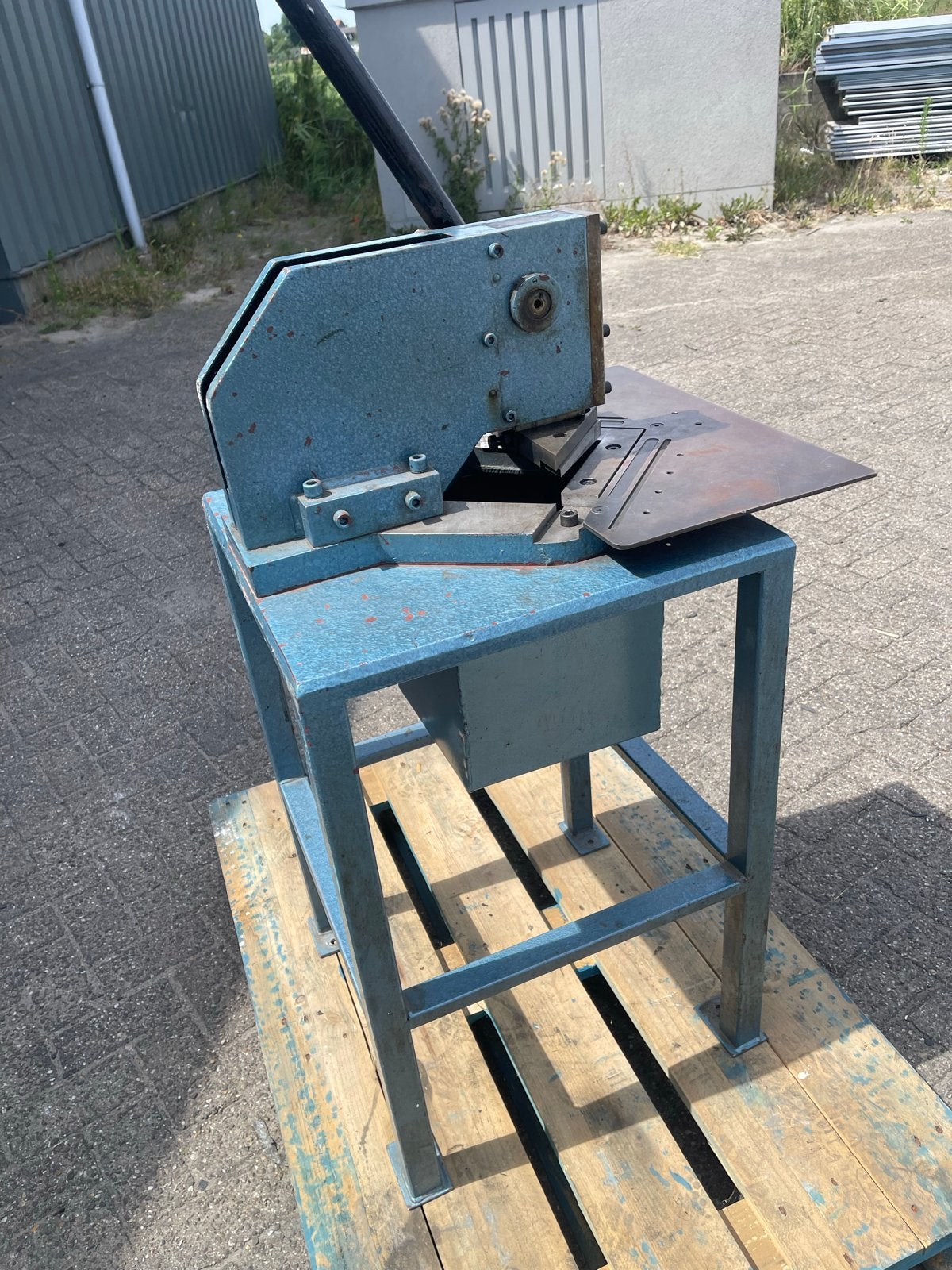 Hoekuitknipper / Hoeksnijder, Ophalen, Gebruikt