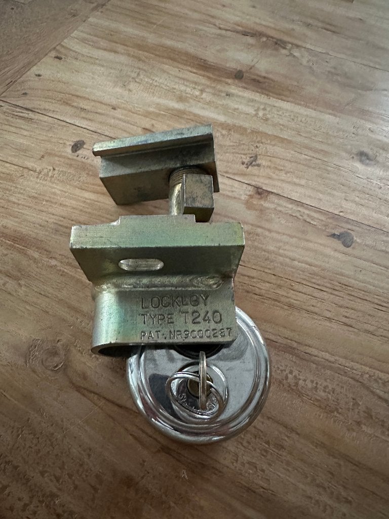 Disselslot Veiligheidsslot Klemslot Caravanslot, Ophalen of Verzenden, Gebruikt