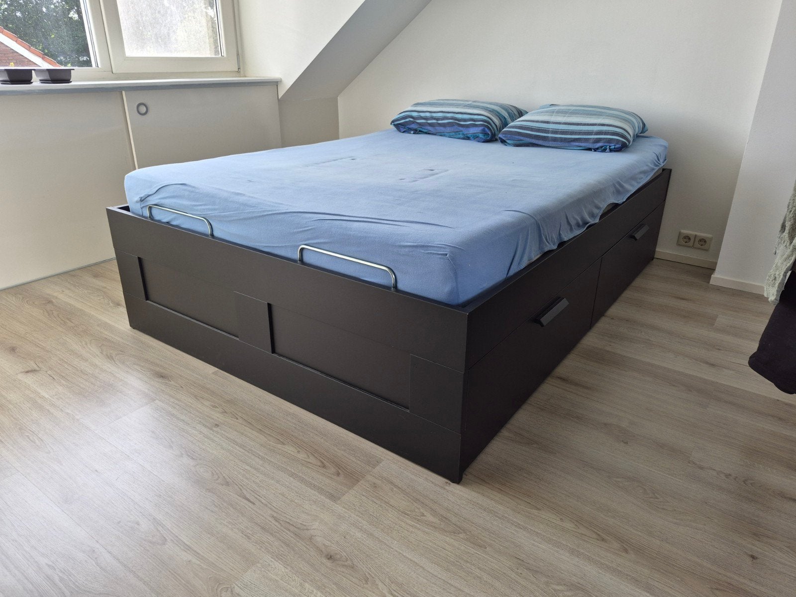 twijfelaar bed 205x145cm, Ophalen, Gebruikt, Twijfelaar, Hout