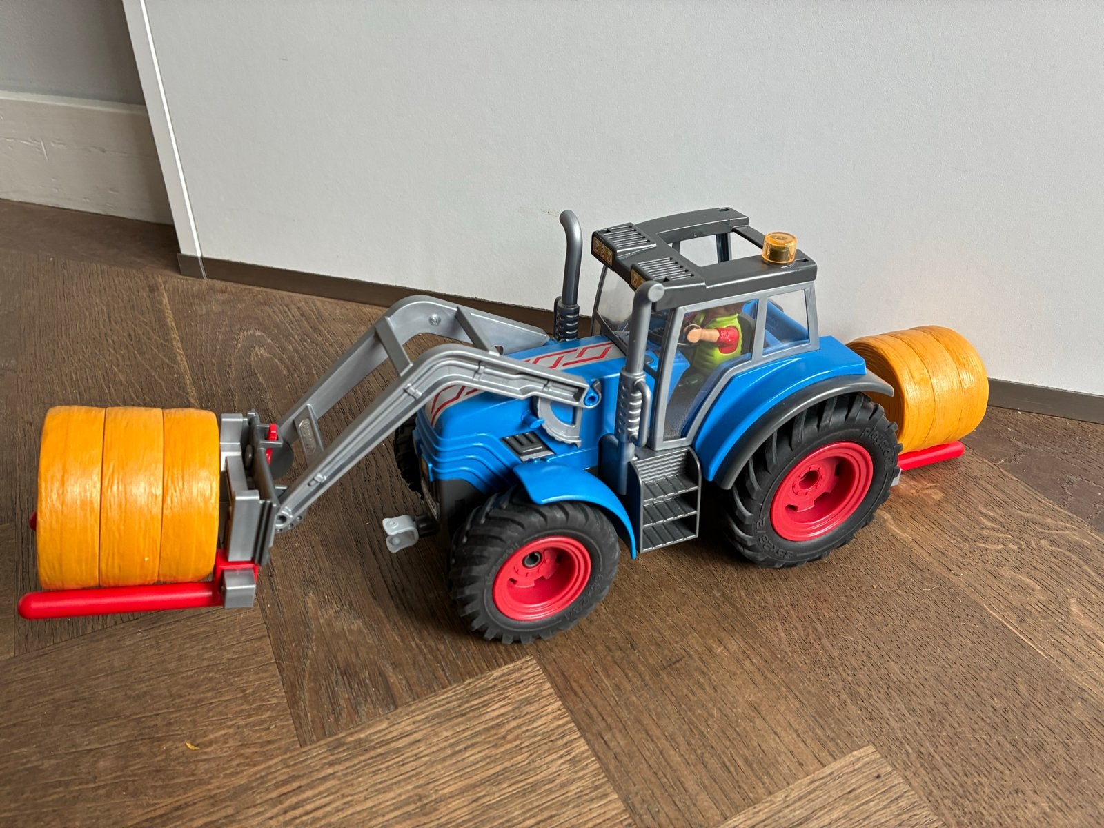 Playmobil Tractor met voorlader nummer 71004, Ophalen of Verzenden, Zo goed als nieuw