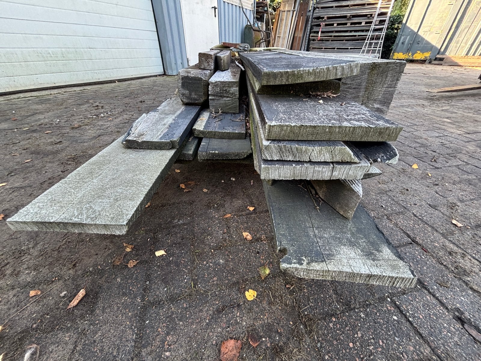 Hardhouten planken, diverse lengtes en diktes, ca. 50 m', Doe-het-zelf en Verbouw, Ophalen, Gebruikt, Minder dan 25 mm, 200 tot 250 cm
