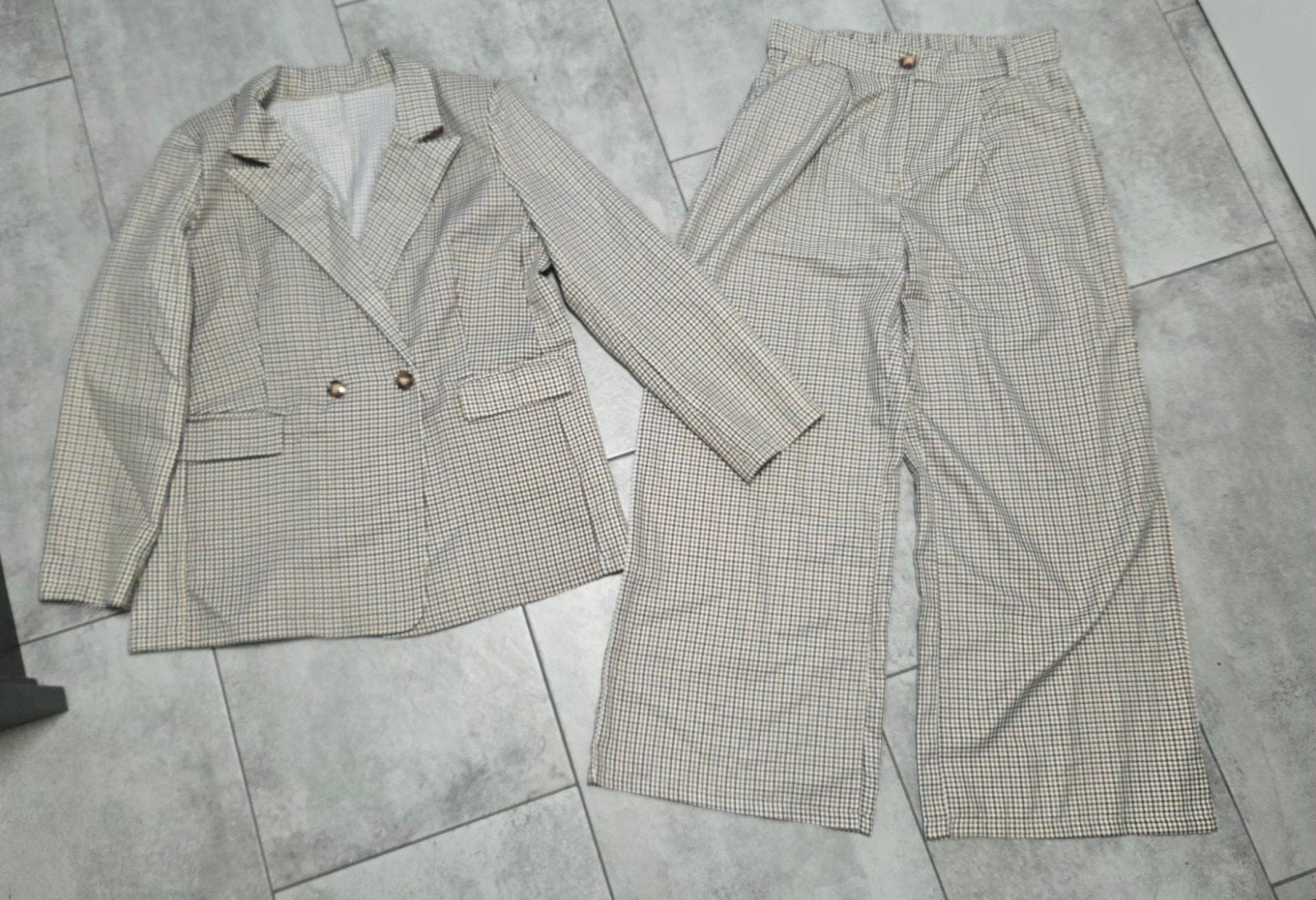 mooi 2 delig broek pak ruit maat XL/42, Kleding | Dames, Bruin, Maat 42/44 (L), Ophalen of Verzenden, Zo goed als nieuw