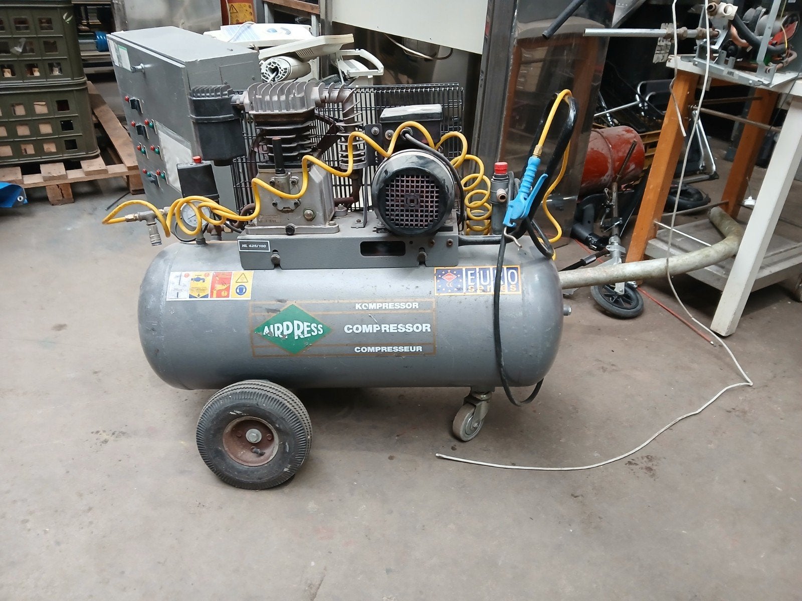 Airpress compressor HL 425/100 met storing, motor goed, Ophalen of Verzenden, Airpress, HL 425/100, Compressor