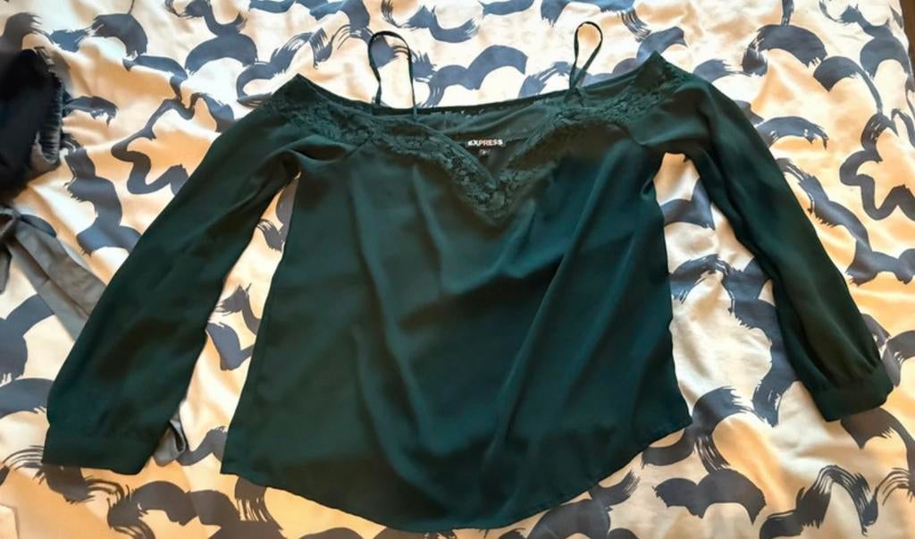 Groene halve schouder blouse, Ophalen of Verzenden, Zo goed als nieuw, Maat 36 (S), Groen