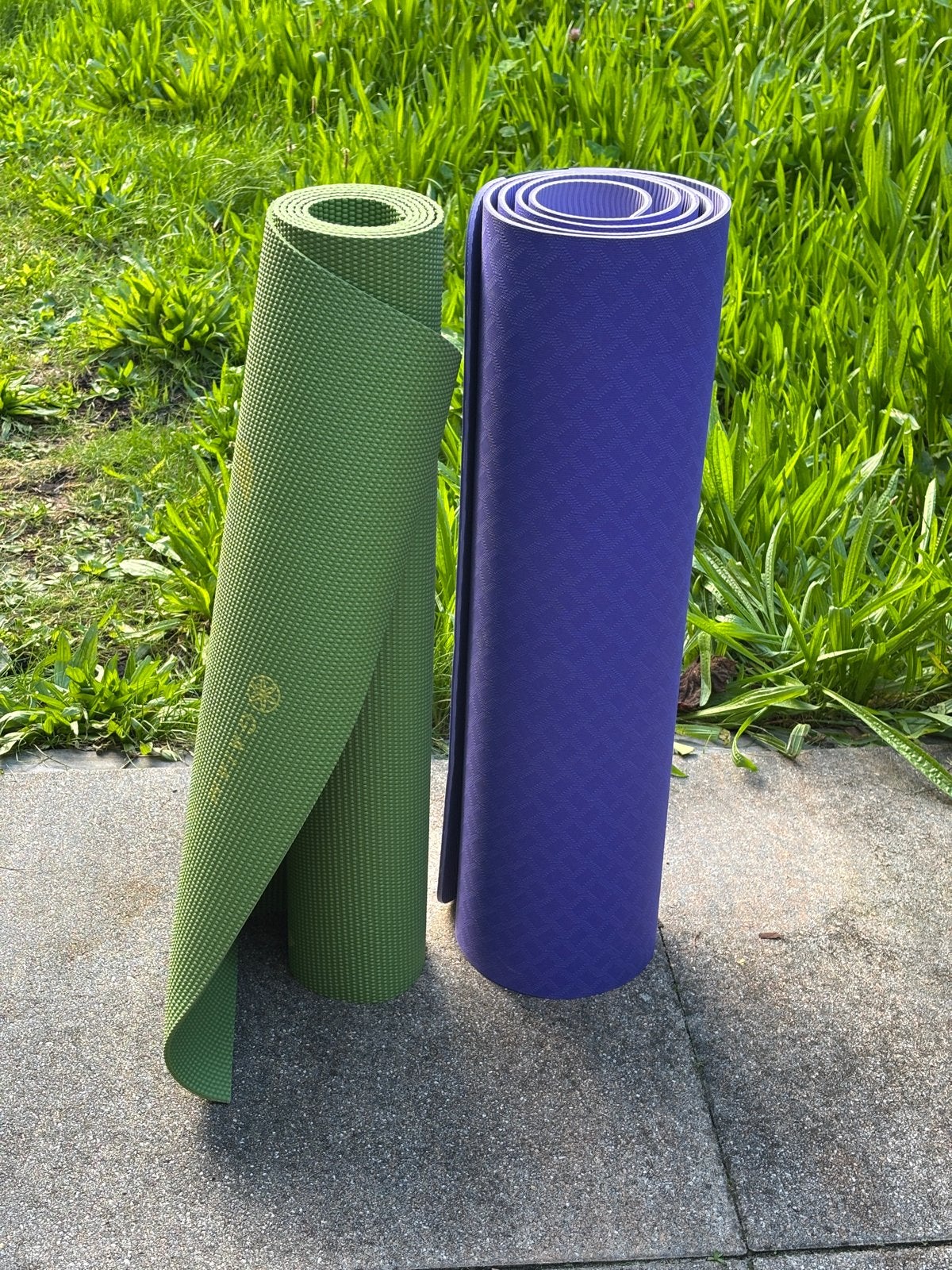 Twee yogamatten: groen en paars, Ophalen, Gebruikt, Yogamat