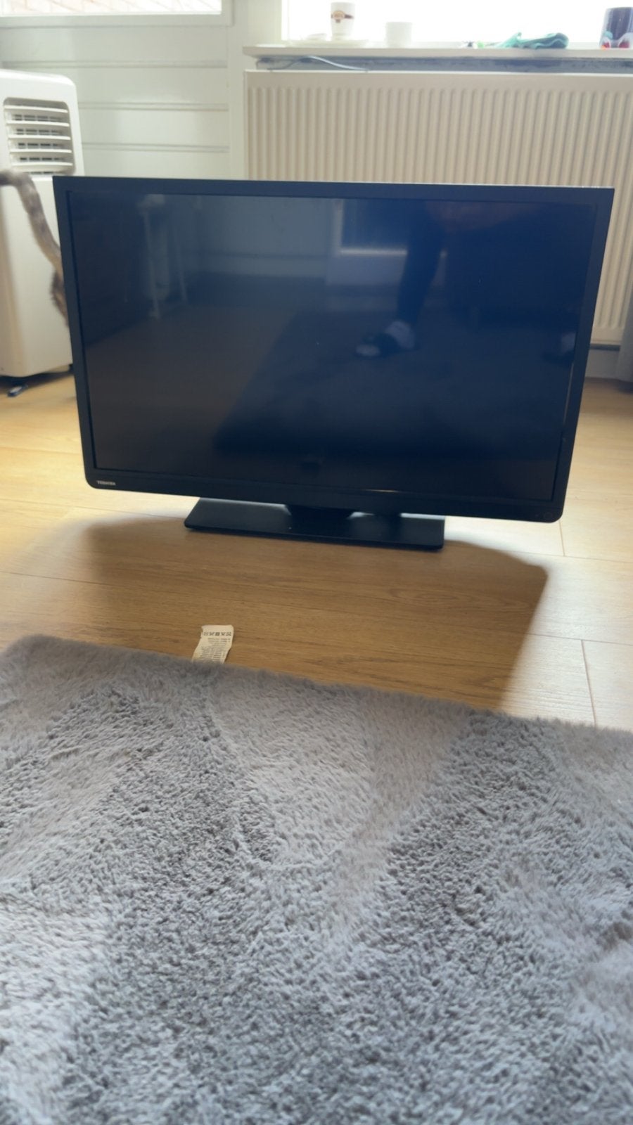 Toshiba LCD TV - 32 inch (81 cm), Audio, Tv en Foto, Televisies, Gebruikt, Toshiba, HD Ready (720p), LCD