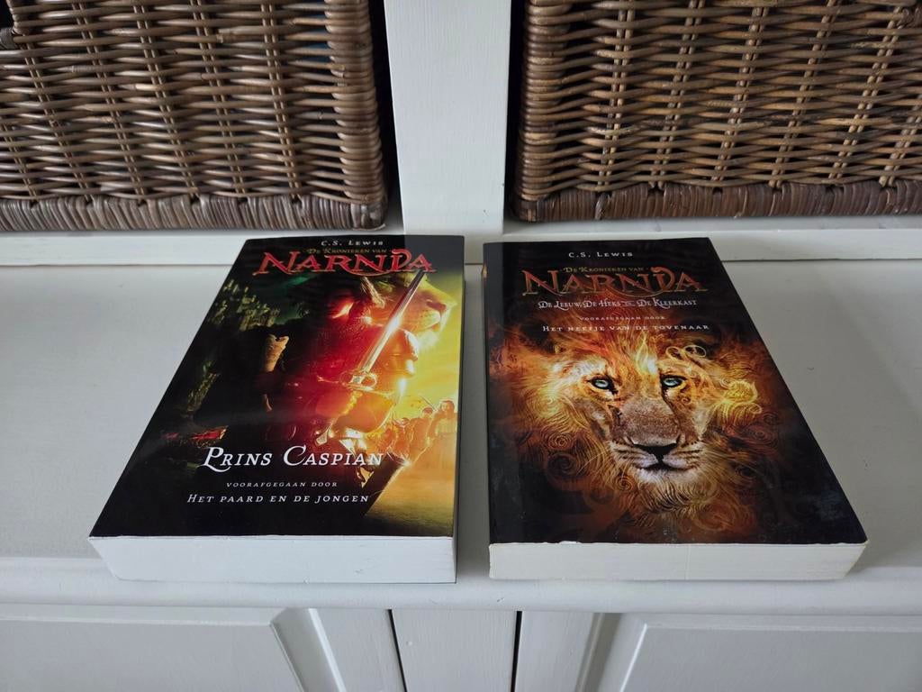C.S.Lewis - De kronieken van Narnia, Ophalen of Verzenden, Gelezen