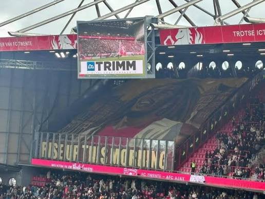 Kaarten gezocht ajax uitwedstrijden