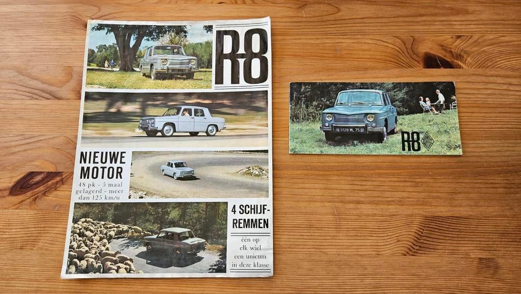 Renault 8 folders, Ophalen of Verzenden, Gelezen, Renault