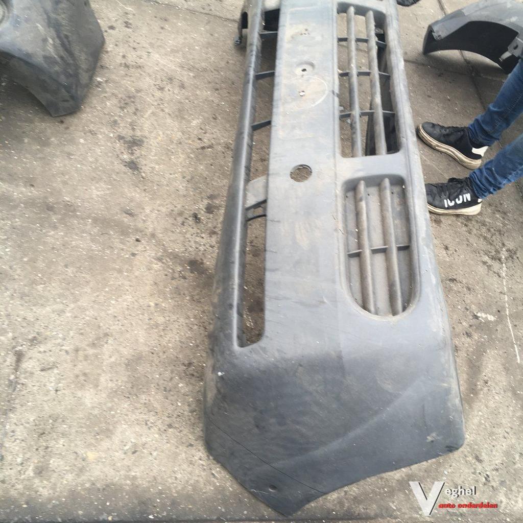Renault Trafic Opel Vivaro 2004 Voorbumper, Ophalen, Gebruikt, -, Voor