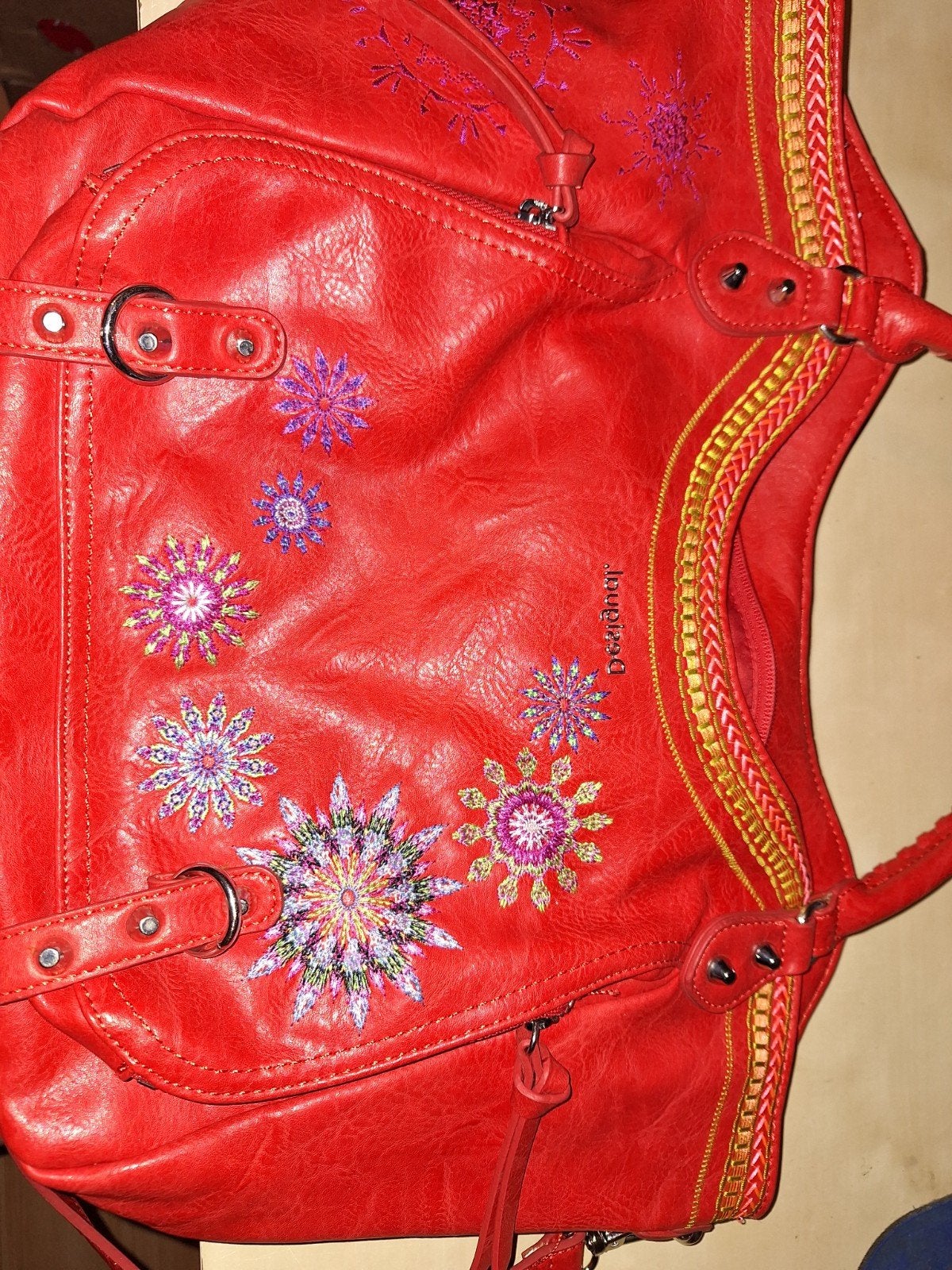 Desigual Handtas Rood met Geborduurde Bloemen, Ophalen of Verzenden, Zo goed als nieuw, Rood, Handtas