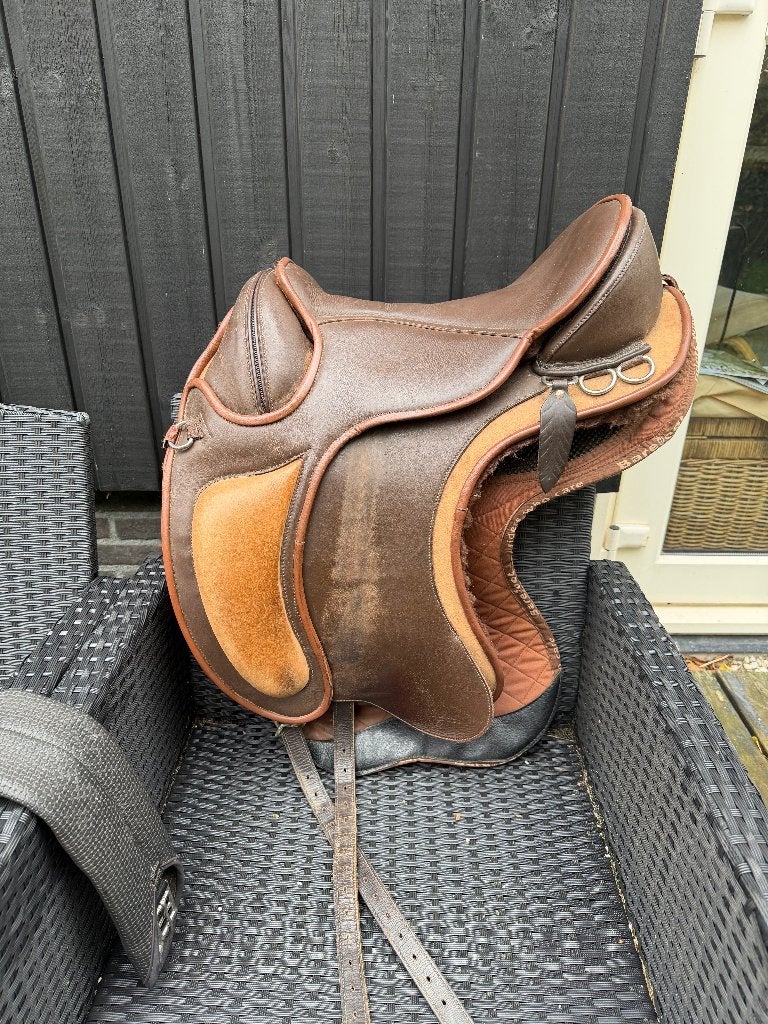 Boomloos Barefoot Barrydale en endurance zadel, Dieren en Toebehoren, L (17.5 inch), Gebruikt, Dressuur, Overige merken