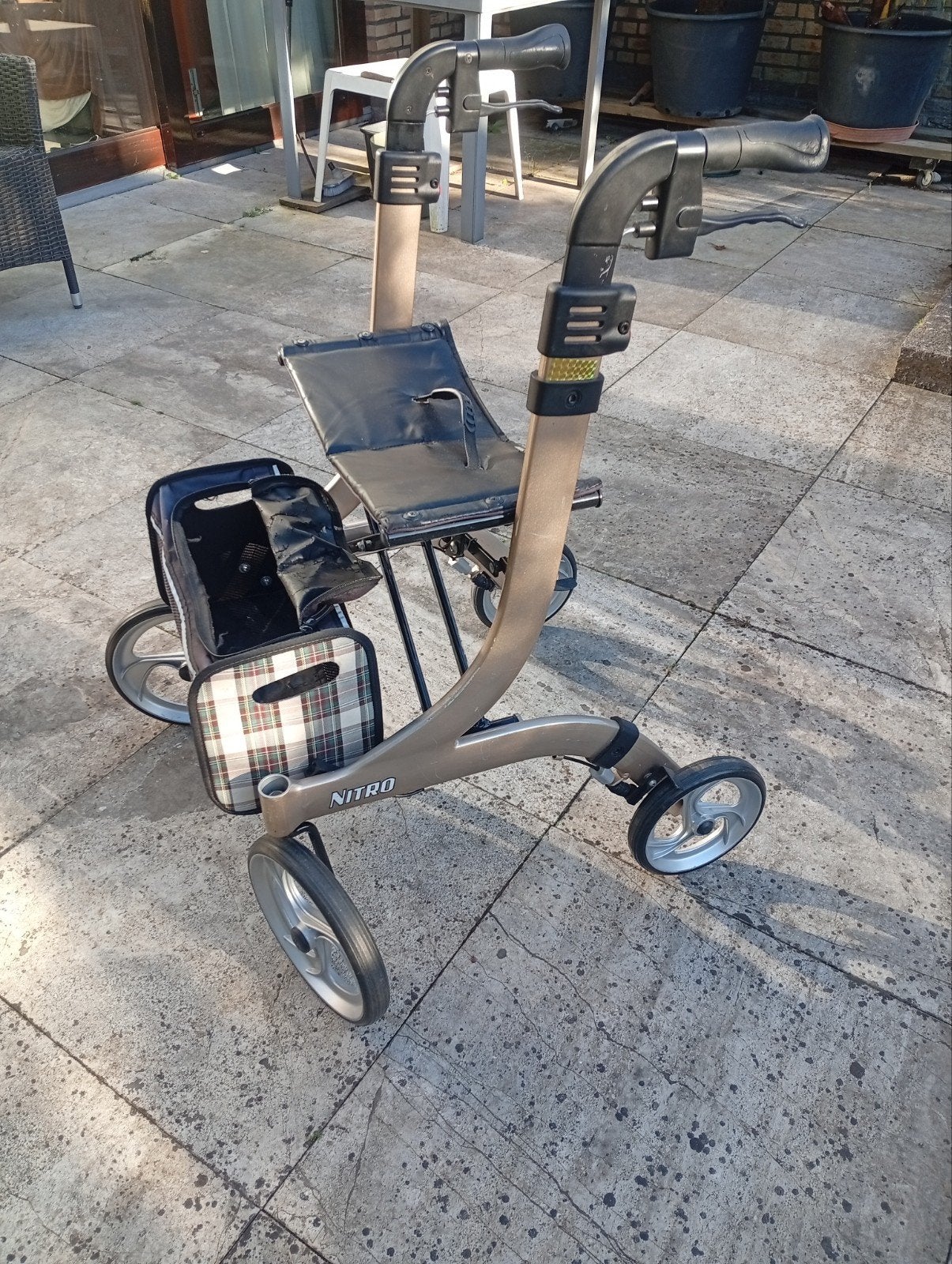 Rollator Nitro L /drive, Diversen, Ophalen, Zo goed als nieuw