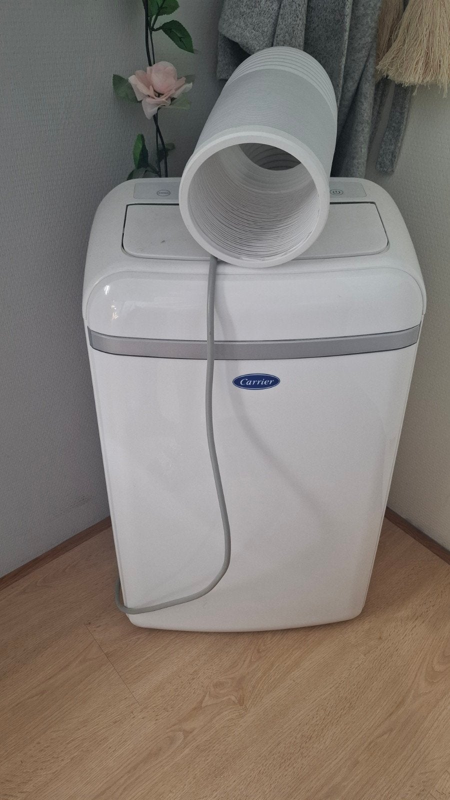 Mobiele airco Carrier 3500W met slang en wieltjes, Ophalen, Gebruikt, Timer, 3 snelheden of meer