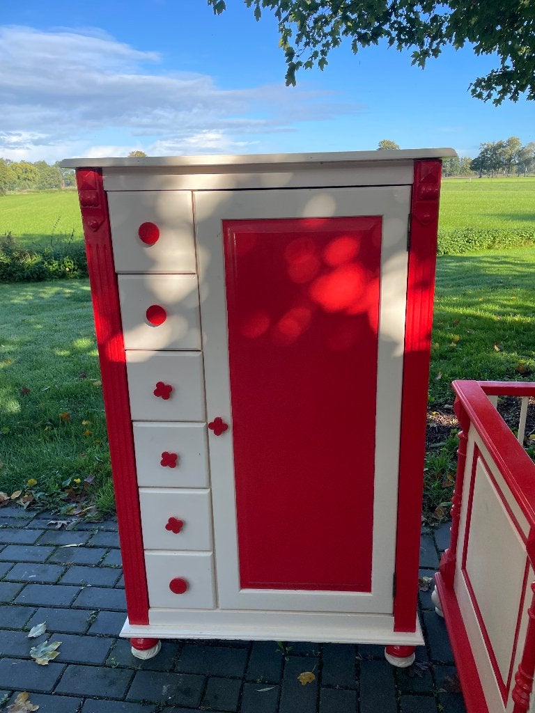 Houten meidenkastje, Huis en Inrichting, Ophalen, Gebruikt, Met lade(s), 100 tot 150 cm