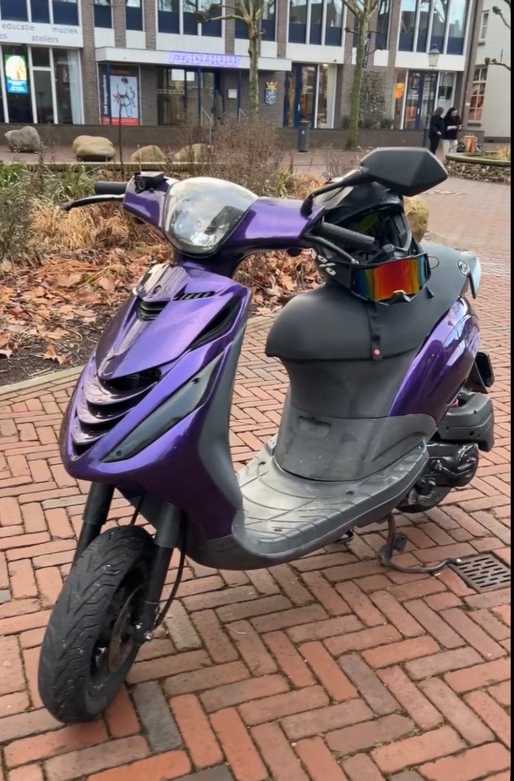 Piaggio zip 2008, Fietsen en Brommers, Scooters | Piaggio, Ophalen, Gebruikt, Zip, Benzine