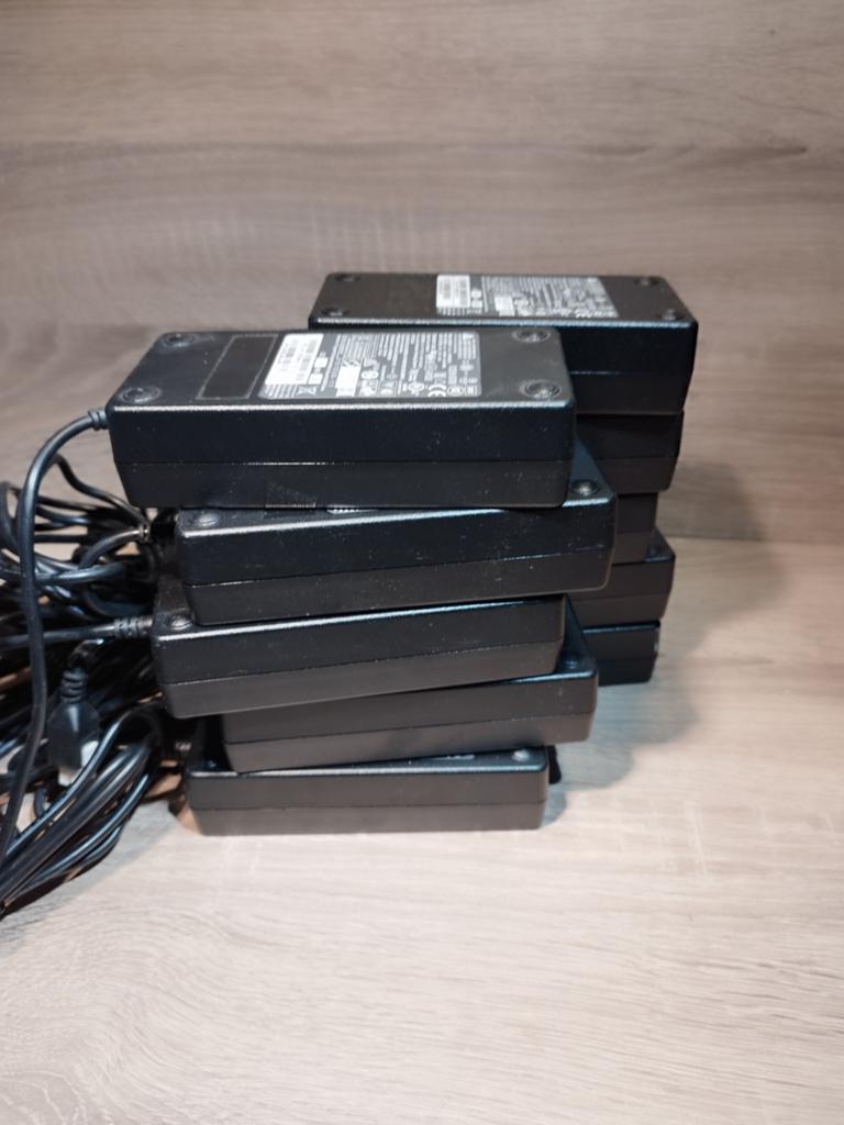 10 Delta Electronics adapters met molex plug 4p, Ophalen of Verzenden