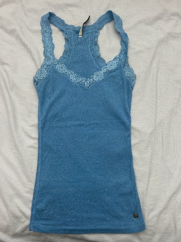 Leuke AMERICA TODAY top in maat XS, Blauw, Ophalen of Verzenden, Zo goed als nieuw, Zonder mouw