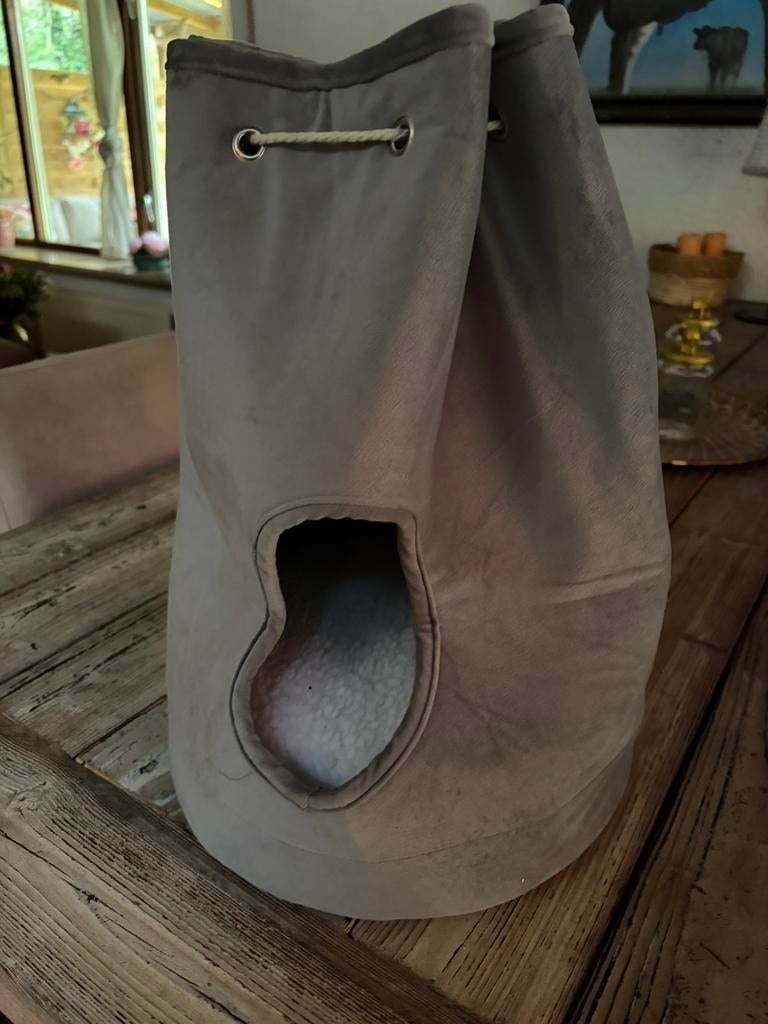Mandje voor katten of kleine hondjes, Dieren en Toebehoren, Ophalen, Zo goed als nieuw