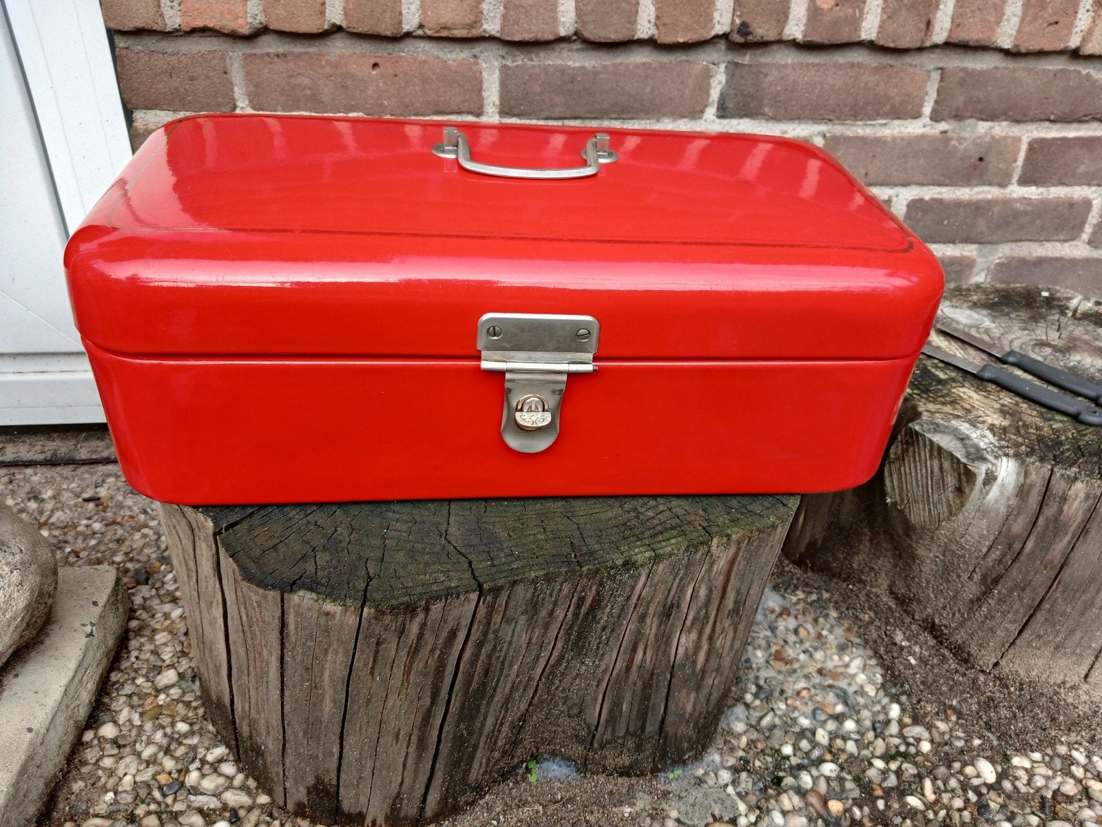 Schitterend rode emaille broodtrommel, geen schade., Antiek en Kunst, Ophalen of Verzenden