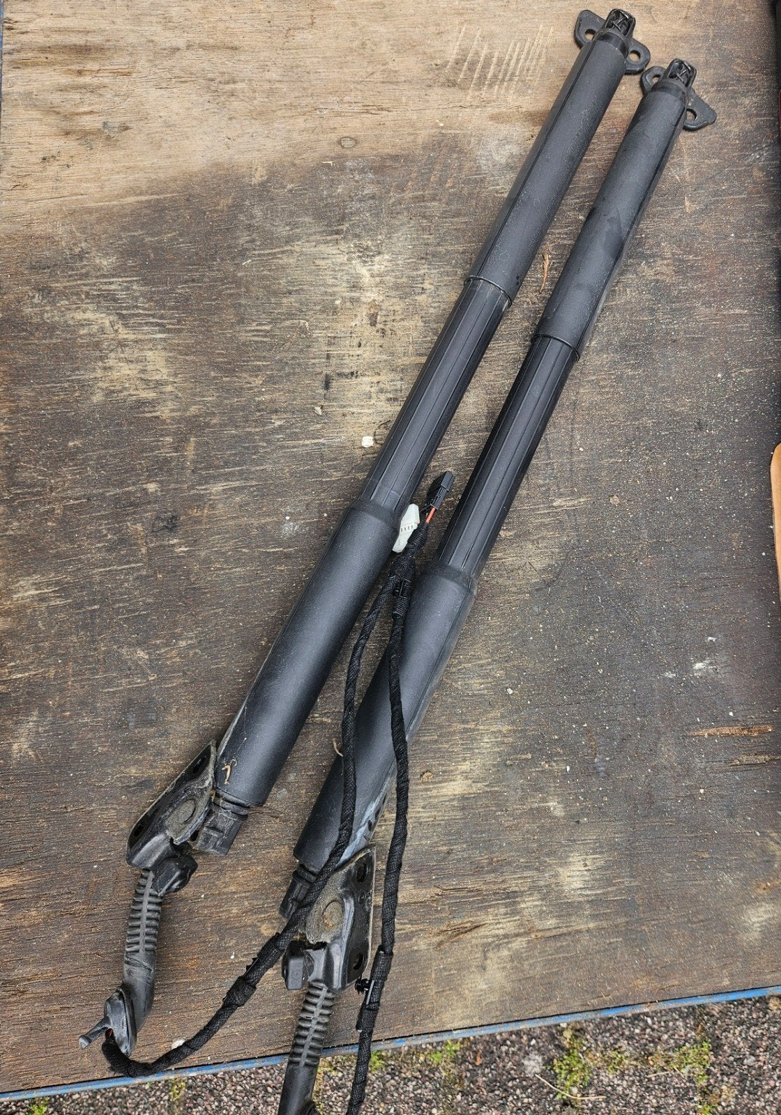 BMW F31 Achterklep gasveer actuator, Ophalen of Verzenden, BMW