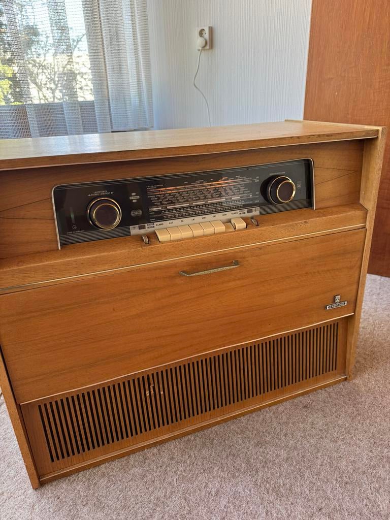 Vintage Grundig radio meubel, Ophalen