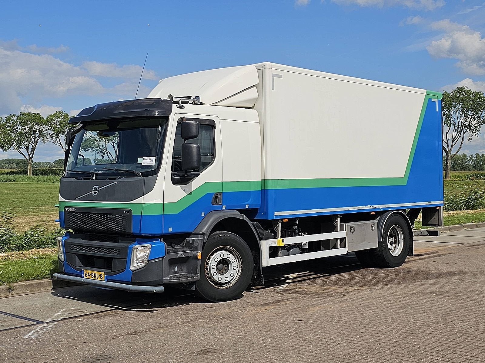 VOLVO FE 280.18 2t lift box 5.52 m, Auto's, Euro 6, Overige kleuren, Bedrijf, Diesel