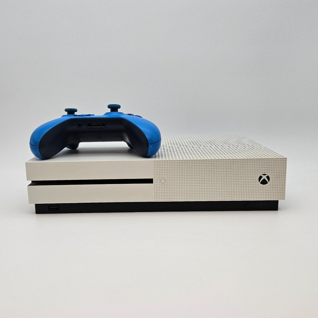 Xbox One S 1TB Compleet in Goede Staat, Spelcomputers en Games, Spelcomputers | Xbox One, Xbox, Gebruikt, Support@xbox.com, One Microsoft Way
Redmond, WA 98052-6399