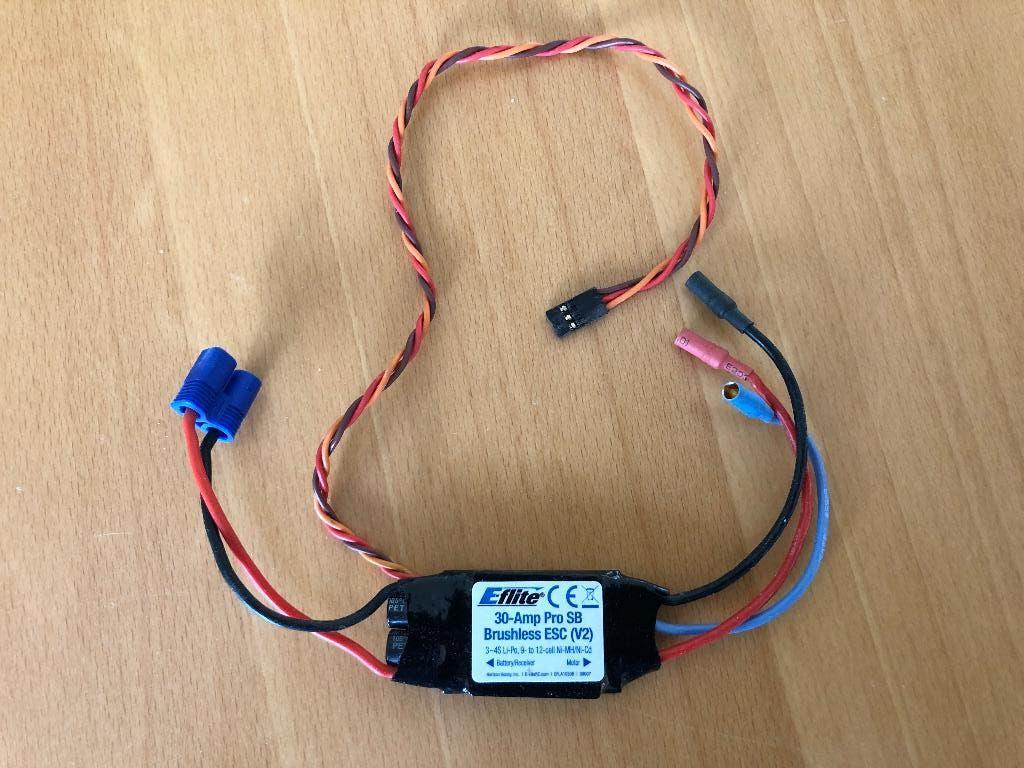 30-Amp Pro Switch-Mode BEC Brushless ESC (V2) (EFLA1030B), Hobby en Vrije tijd, Modelbouw | Radiografisch | Vliegtuigen, Ophalen of Verzenden