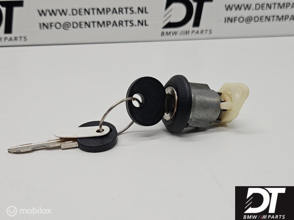 NIEUW Deurslot + sleutels BMW E28 51211901540, Nieuw, Ophalen of Verzenden, BMW, BMW