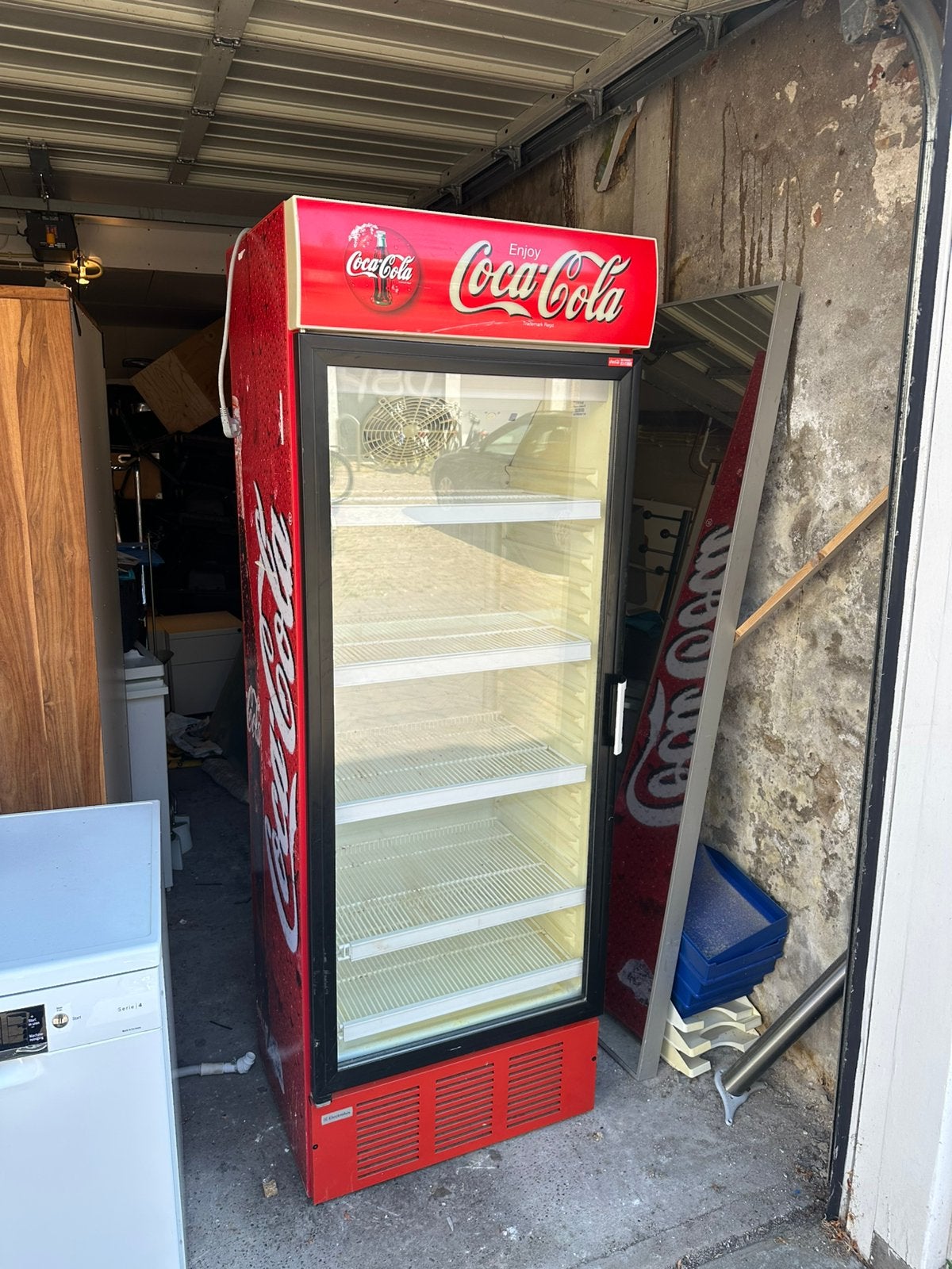 Coca-Cola Koelkast met Glazen Deur groot (MOET WEG), Ophalen, Zonder vriesvak, 200 liter of meer, 60 cm of meer