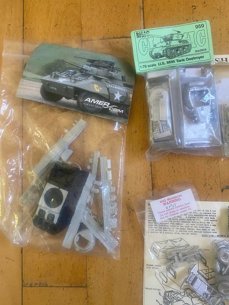 Diverse 1/72 (20mm kits, decals en accessores) ww2, Ophalen of Verzenden, Zo goed als nieuw
