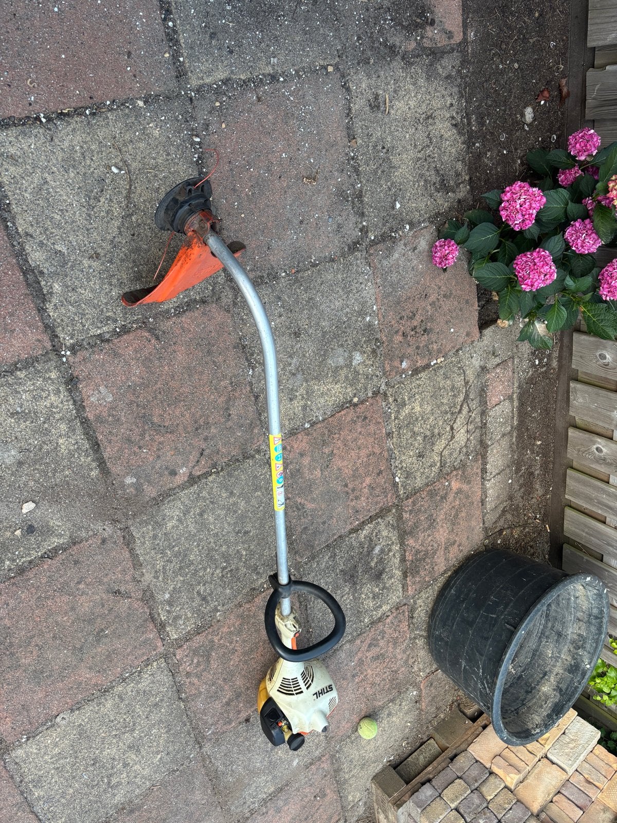 Stihl FS45 Kantenmaaier - Start na winterstop, Ophalen, Cirkelmaaier, Gebruikt, Minder dan 30 cm