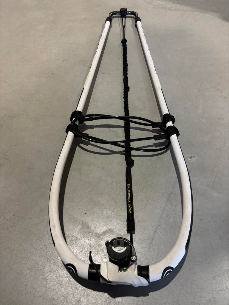 Goya Carbon Skinny Pro 150-200, Watersport en Boten, Windsurfen, Gebruikt, -, Ophalen, Giek