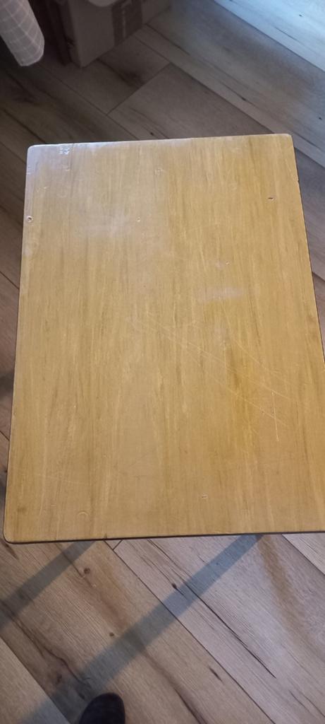 SCHOOL KLEUTER TAFELTJE BLANK HOUT RETRO 42X60 CM H  56,5 CM, Gebruikt, 55 tot 75 cm, Hout, Ophalen
