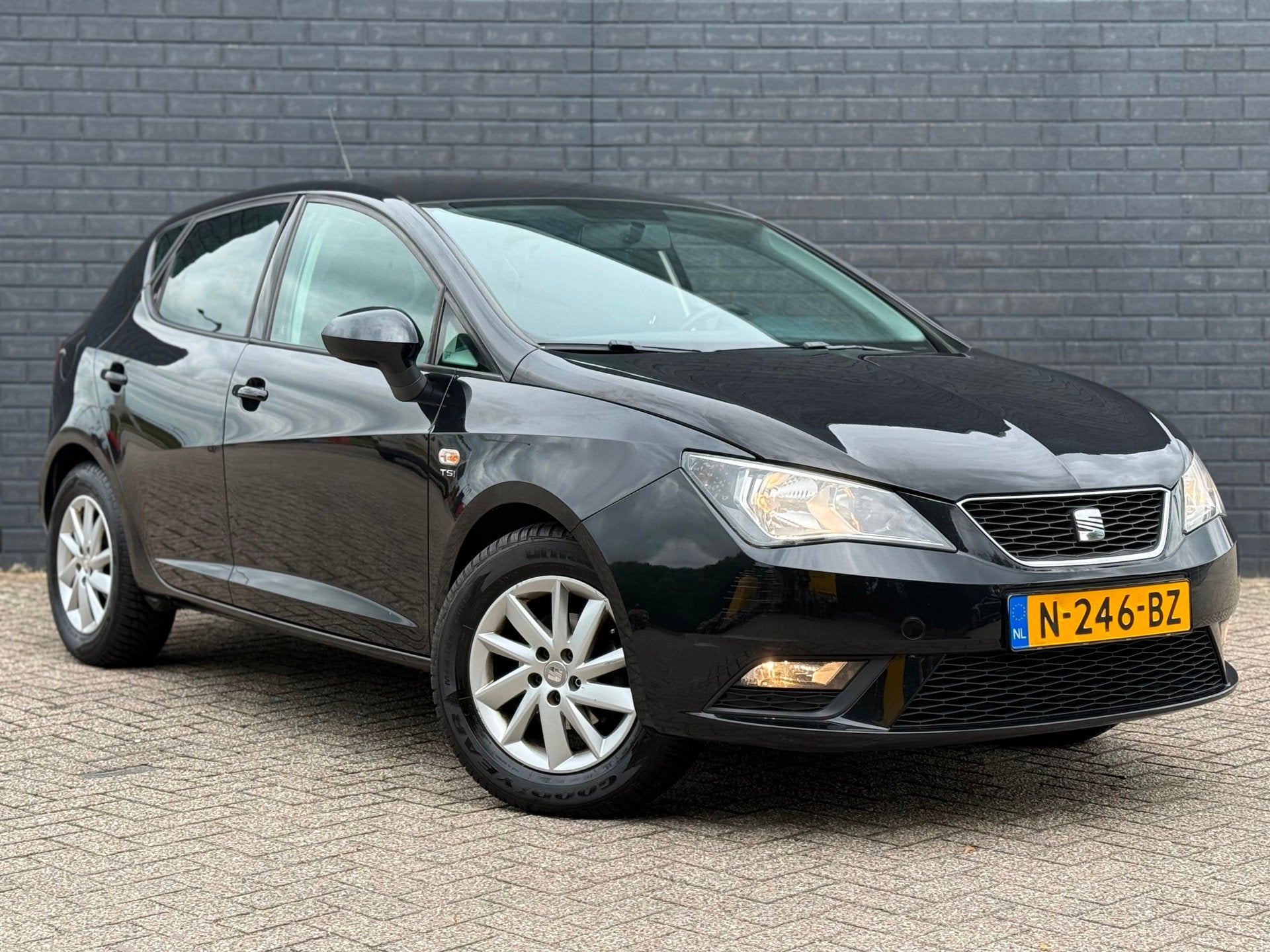 Seat Ibiza 1.2 TSI Bj 2012 5-Deurs ECC Airco PDC LM-Velgen, Auto's, Dealer onderhouden, Stof, Gebruikt, 4 cilinders