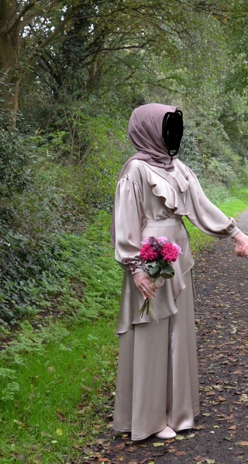Avondjurk, gelegenheidsjurk, hijabi jurk, Kleding | Dames, Galajurk, Beige, Ophalen of Verzenden, Zo goed als nieuw
